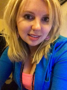 Meet your Posher, Elisa